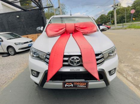 TOYOTA Hilux Caminhonete 2.8 16V SRX 4X4 TURBO DIESEL CABINE DUPLA AUTOM�TICO, Foto 2