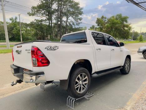 TOYOTA Hilux Caminhonete 2.8 16V SRX 4X4 TURBO DIESEL CABINE DUPLA AUTOM�TICO, Foto 5