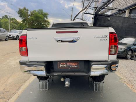 TOYOTA Hilux Caminhonete 2.8 16V SRX 4X4 TURBO DIESEL CABINE DUPLA AUTOM�TICO, Foto 14