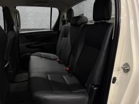 TOYOTA Hilux Caminhonete , Foto 11