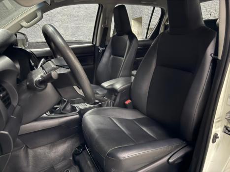 TOYOTA Hilux Caminhonete , Foto 12