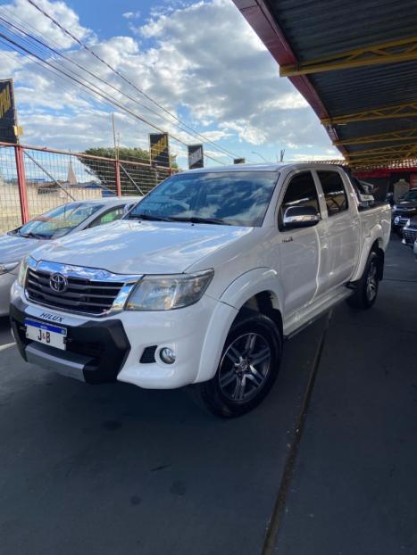TOYOTA Hilux Caminhonete 2.7 16V 4P SRV FLEX 4X4  CABINE DUPLA AUTOM�TICO, Foto 2