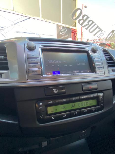 TOYOTA Hilux Caminhonete 2.7 16V 4P SRV FLEX 4X4  CABINE DUPLA AUTOM�TICO, Foto 9