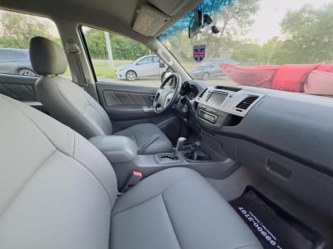 TOYOTA Hilux Caminhonete 3.0 4P 4X4 SRV TURBO DIESEL CABINE DUPLA, Foto 11