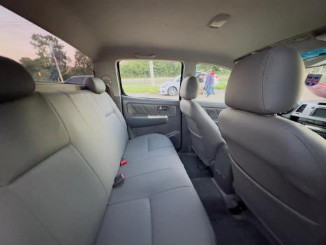 TOYOTA Hilux Caminhonete 3.0 4P 4X4 SRV TURBO DIESEL CABINE DUPLA, Foto 12