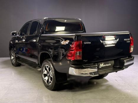TOYOTA Hilux Caminhonete 2.8 16V SRX 4X4 DIESEL CABINE DUPLA AUTOM�TICO, Foto 3