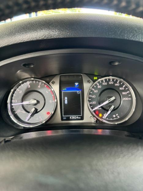 TOYOTA Hilux Caminhonete 2.8 16V SRX 4X4 TURBO DIESEL CABINE DUPLA AUTOM�TICO, Foto 13