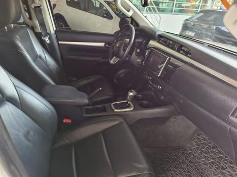 TOYOTA Hilux Caminhonete 2.8 16V SRV 4X4 DIESEL CABINE DUPLA AUTOM�TICO, Foto 8