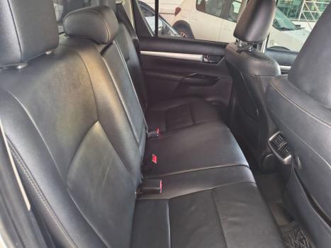 TOYOTA Hilux Caminhonete 2.8 16V SRV 4X4 DIESEL CABINE DUPLA AUTOM�TICO, Foto 11