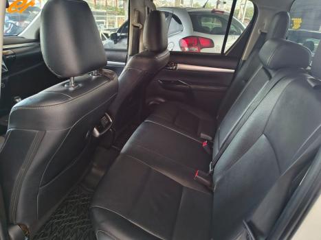 TOYOTA Hilux Caminhonete 2.8 16V SRV 4X4 DIESEL CABINE DUPLA AUTOM�TICO, Foto 15