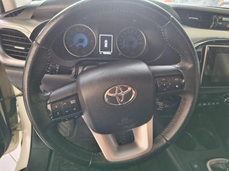TOYOTA Hilux Caminhonete 2.8 16V SRV 4X4 DIESEL CABINE DUPLA AUTOM�TICO, Foto 18