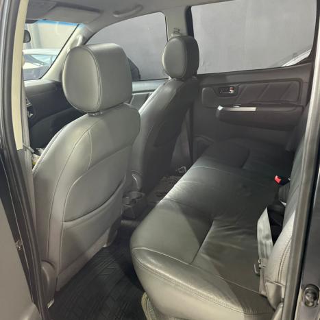 TOYOTA Hilux Caminhonete 3.0 4P 4X4 SRV TURBO DIESEL CABINE DUPLA, Foto 4