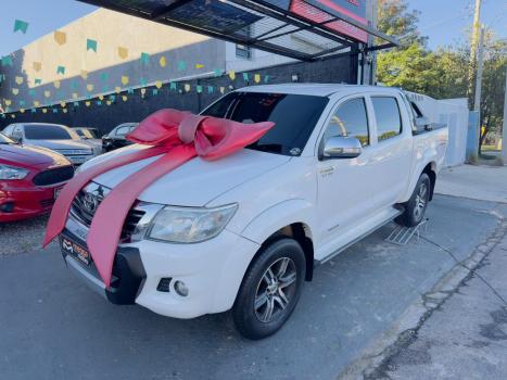 TOYOTA Hilux Caminhonete 2.7 16V 4P SRV FLEX 4X4  CABINE DUPLA AUTOM�TICO, Foto 16