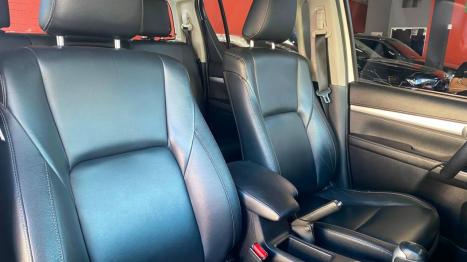 TOYOTA Hilux Caminhonete 2.7 16V 4P SRV FLEX CABINE DUPLA AUTOM�TICO, Foto 6