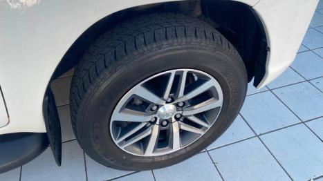TOYOTA Hilux Caminhonete 2.7 16V 4P SRV FLEX CABINE DUPLA AUTOM�TICO, Foto 15