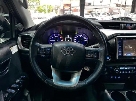 TOYOTA Hilux Caminhonete 2.8 16V SRV 4X4 DIESEL CABINE DUPLA AUTOMÁTICO, Foto 8