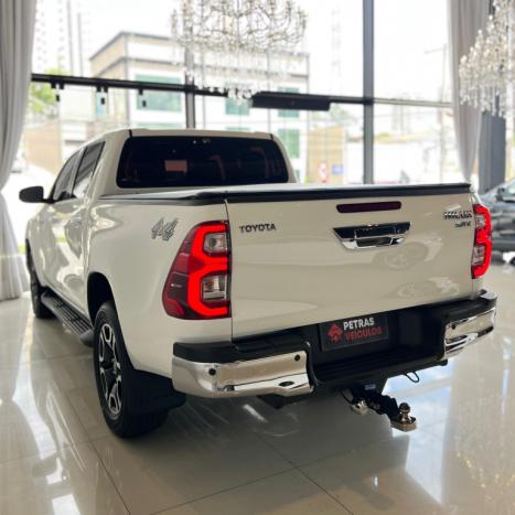 TOYOTA Hilux Caminhonete 2.8 16V SRX 4X4 DIESEL CABINE DUPLA AUTOMÁTICO, Foto 18