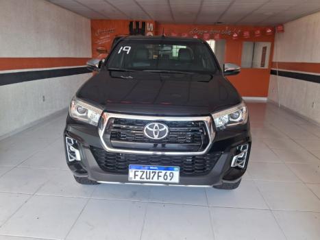 TOYOTA Hilux Caminhonete 2.8 16V SRX 50 ANOS 4X4 TURBO DIESEL CABINE DUPLA AUTOMÁTICO, Foto 2