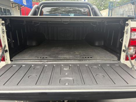 TOYOTA Hilux Caminhonete 2.8 16V GR SPORT 4X4 TURBO DIESEL CABINE DUPLA AUTOMÁTICO, Foto 2