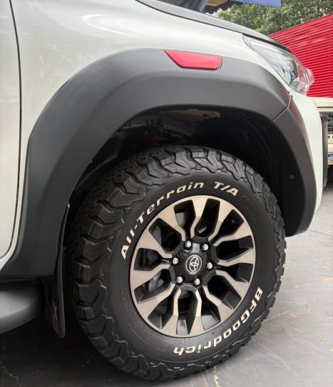 TOYOTA Hilux Caminhonete 2.8 16V GR SPORT 4X4 TURBO DIESEL CABINE DUPLA AUTOMÁTICO, Foto 12