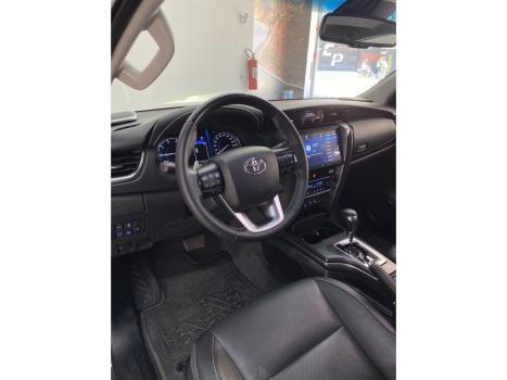 TOYOTA Hilux SW4 2.8 16V 4P SRX PLATINUM 4X4 7 LUGARES TURBO DIESEL AUTOM�TICO, Foto 6
