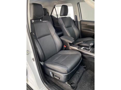 TOYOTA Hilux SW4 2.8 16V 4P SRX PLATINUM 4X4 7 LUGARES TURBO DIESEL AUTOM�TICO, Foto 18