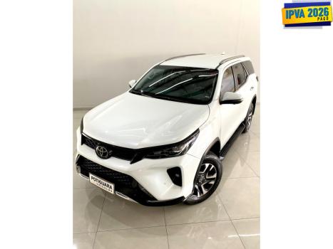 TOYOTA Hilux SW4 2.8 16V 4P SRX PLATINUM 4X4 7 LUGARES TURBO DIESEL AUTOM�TICO, Foto 3