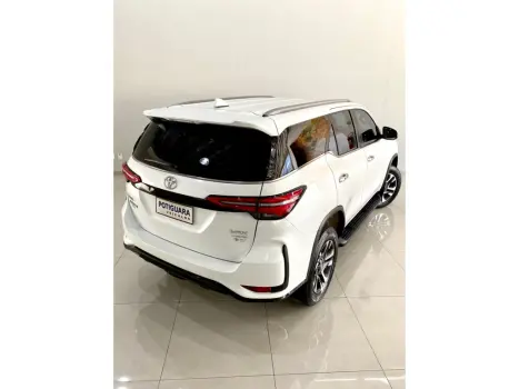 TOYOTA Hilux SW4 2.8 16V 4P SRX PLATINUM 4X4 7 LUGARES TURBO DIESEL AUTOM�TICO, Foto 23