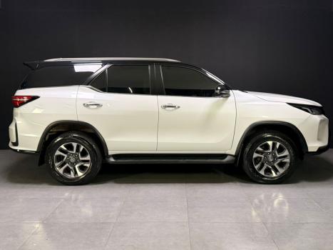 TOYOTA Hilux SW4 2.8 4P 4X4 TURBO DIESEL, Foto 5
