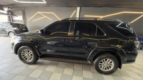 TOYOTA Hilux SW4 3.0 16V 4P SRV 4X4 7 LUGARES TURBO DIESEL AUTOMTICO, Foto 5