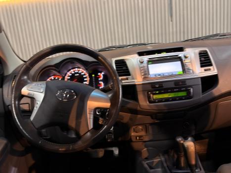 TOYOTA Hilux SW4 3.0 16V 4P SRV 4X4 TURBO DIESEL AUTOM�TICO, Foto 10