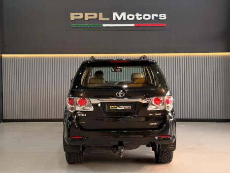 TOYOTA Hilux SW4 3.0 16V 4P SR 4X4 TURBO DIESEL AUTOM�TICO, Foto 4