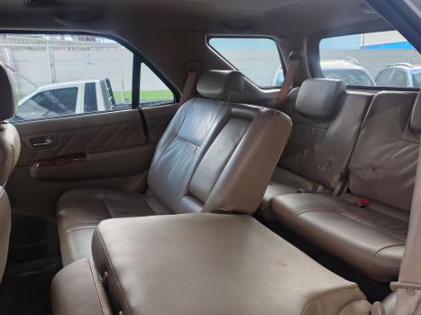 TOYOTA Hilux SW4 3.0 16V 4P SRV 4X4 7 LUGARES TURBO DIESEL AUTOM�TICO, Foto 10