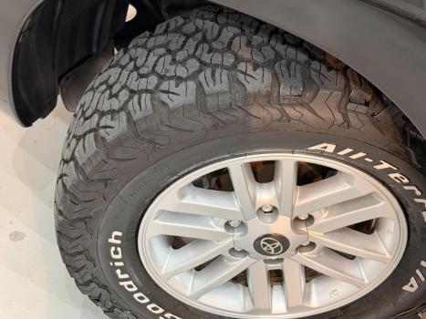 TOYOTA Hilux SW4 3.0 16V 4P SR 4X4 TURBO DIESEL AUTOM�TICO, Foto 9