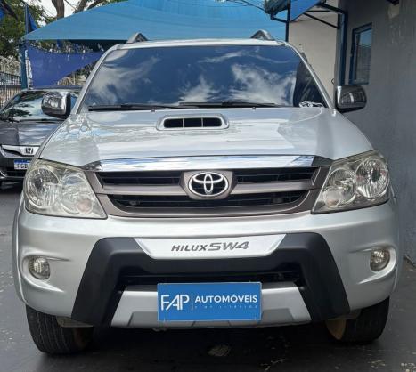 TOYOTA Hilux SW4 3.0 16V 4P SRV 4X4 TURBO DIESEL AUTOMÁTICO, Foto 2