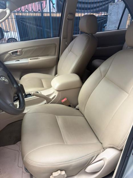 TOYOTA Hilux SW4 3.0 16V 4P SRV 4X4 TURBO DIESEL AUTOMÁTICO, Foto 14