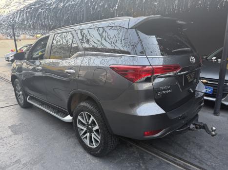 TOYOTA Hilux SW4 4.0 V6 24V 4P SRX 4X4 7 LUGARES AUTOM�TICO, Foto 13