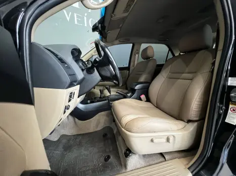 TOYOTA Hilux SW4 , Foto 9