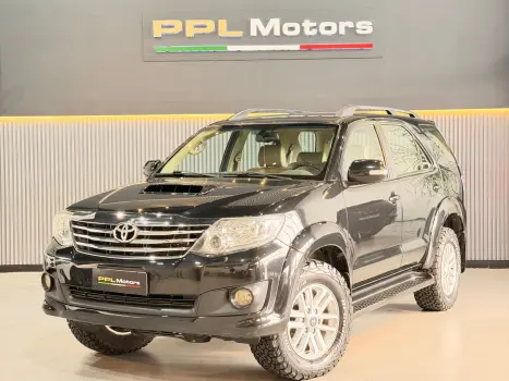 TOYOTA Hilux SW4 , Foto 2