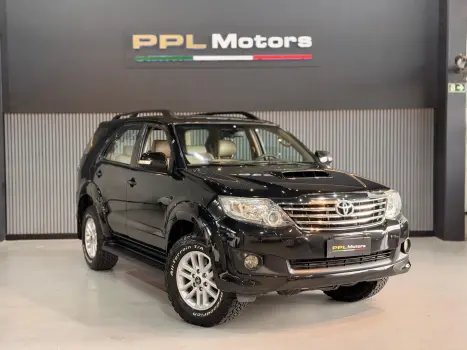 TOYOTA Hilux SW4 , Foto 3