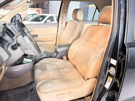 TOYOTA Hilux SW4 , Foto 12