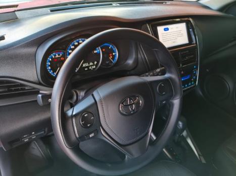 TOYOTA Yaris Hatch 1.5 16V 4P FLEX XS MULTIDRIVE AUTOMTICO CVT, Foto 3