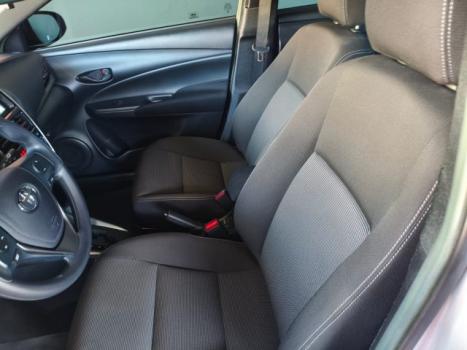 TOYOTA Yaris Hatch 1.5 16V 4P FLEX XS MULTIDRIVE AUTOMTICO CVT, Foto 4