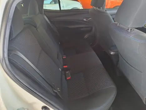TOYOTA Yaris Hatch 1.5 16V 4P FLEX XL PLUS CONNECT MULTIDRIVE AUTOMTICO CVT, Foto 14