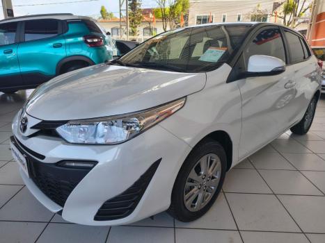 TOYOTA Yaris Hatch 1.5 16V 4P FLEX XL PLUS CONNECT MULTIDRIVE AUTOMTICO CVT, Foto 1