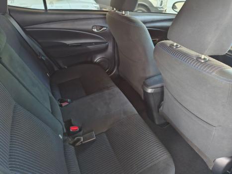 TOYOTA Yaris Hatch 1.5 16V 4P FLEX XL PLUS CONNECT MULTIDRIVE AUTOMTICO CVT, Foto 11