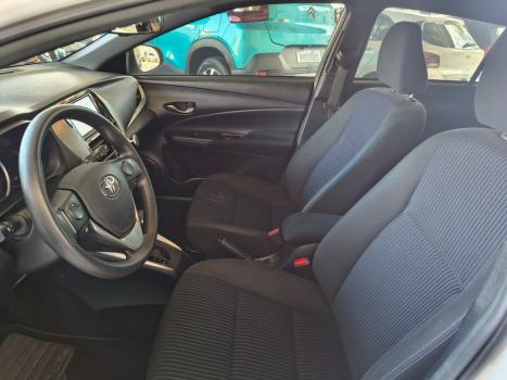 TOYOTA Yaris Hatch 1.5 16V 4P FLEX XL PLUS CONNECT MULTIDRIVE AUTOMTICO CVT, Foto 16