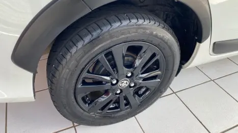 TOYOTA Yaris Hatch 1.5 16V 4P FLEX X WAY MULTIDRIVE AUTOM�TICO CVT, Foto 14