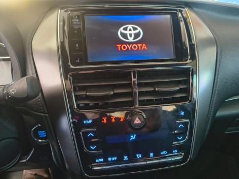 TOYOTA Yaris Hatch 1.5 16V 4P FLEX XS CONNECT MULTIDRIVE AUTOM�TICO CVT, Foto 2