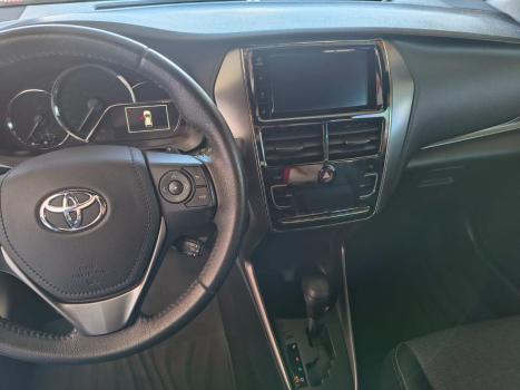 TOYOTA Yaris Hatch 1.5 16V 4P FLEX XS CONNECT MULTIDRIVE AUTOM�TICO CVT, Foto 4